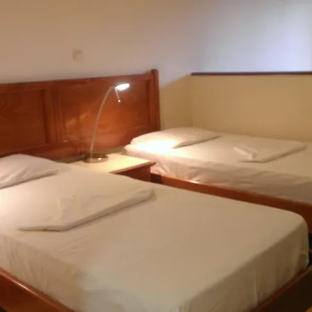 Captain Yiannis Studios & Aparthotel