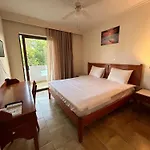 Captain Yiannis & Hotel apartamentowy 3*