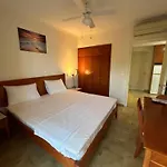 Aparthotel Captain Yiannis & 3*