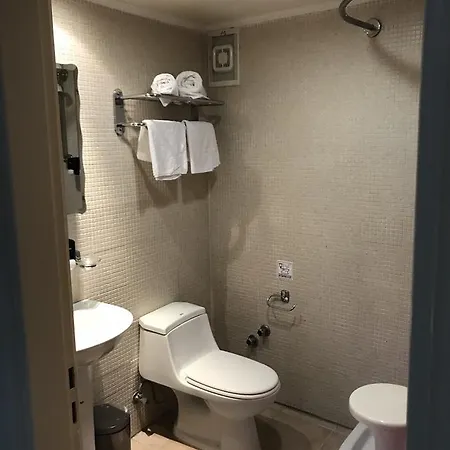 Captain Yiannis & Apart Otel İstanköy