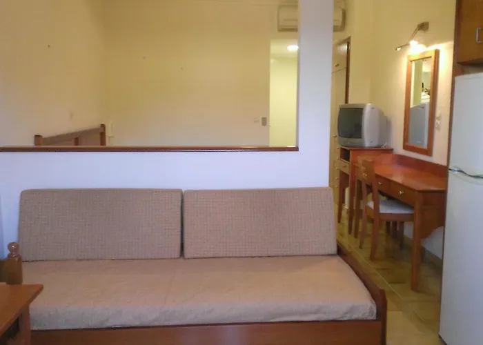 מלון דירות Captain Yiannis & העיירה קוס