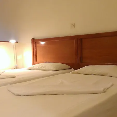 Apart-hotel Captain Yiannis & *