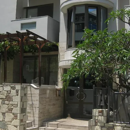 Captain Yiannis & Hotel de apartamente 3*