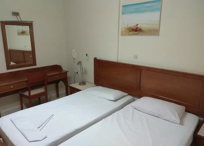 Captain Yiannis & Aparthotel